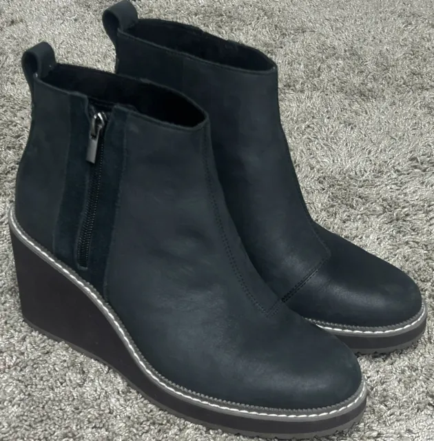 TOM'S Boots Women Size 8.5 Black Brown Raven Built In Wedge 3.5” Heel Nubuck Zip