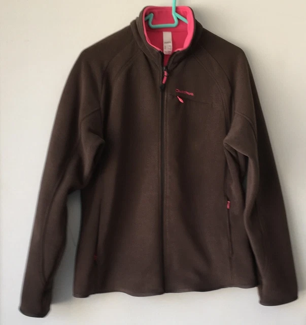 Blouson Quechua (DECATHLON) de la taille M, de couleur blanc Blouson Quechua (DECATHLON) de la taille M, de couleur blanc