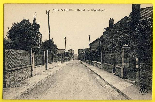 cpa 95 - ARGENTEUIL (Val d'Oise) Rue de la RÉPUBLIQUE