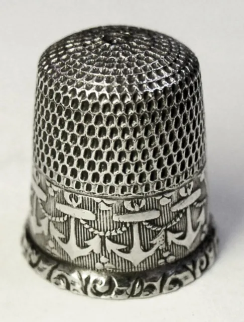 Antique Waite Thresher Co. Child’s Sterling Silver Thimble  “Anchors” Design