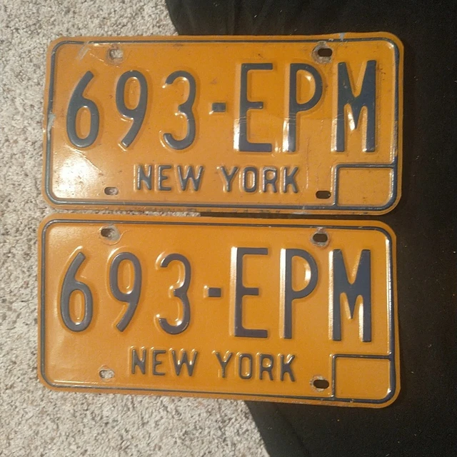 VINTAGE 70'S/80'S NEW York State License Plates Yellow Blue Matching