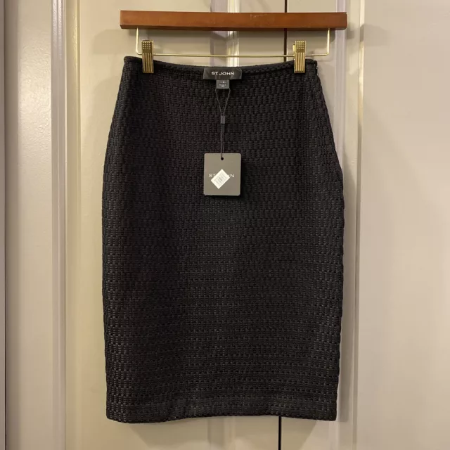 NWT St. John Caviar Black Crochet Like Knot Skirt Women's Size 0