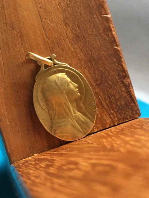 Pendentif Médaille Sainte Vierge Marie Plaqué Or - Bijou Vintage Rond - Réf. 3340 - Occasion