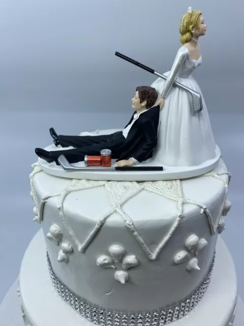 Funny Golfing Bride and Groom Wedding cake topper