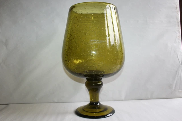 Grand vase / coupe sur pied vintage verre soufflé de Bendor , Hauteur 36 cm