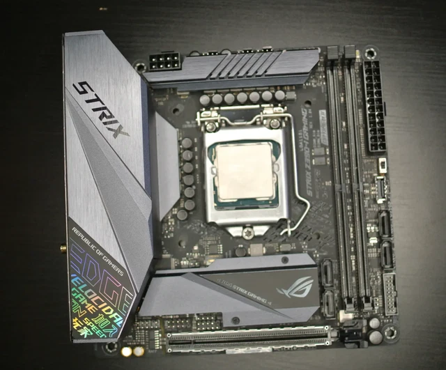 CPU Intel Core i9-9900KF 3.60GHz LGA1151 Motherboard & CPU Combos, Computer Components & Parts, Computers