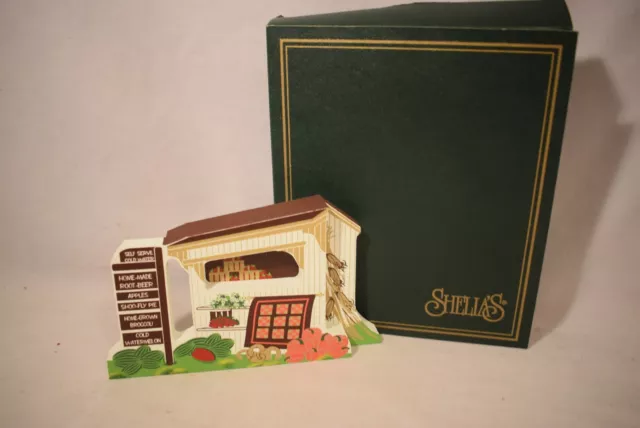 SHELIA'S 1995 AMISH ROADSIDE STAND Shelf Sitter NIB AMS06   (d718)