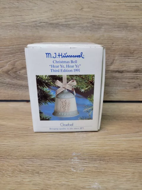 M.J. Hummel Christmas Bell 'Hear Ye, Hear Ye' 3rd Edition 1991 Goebel