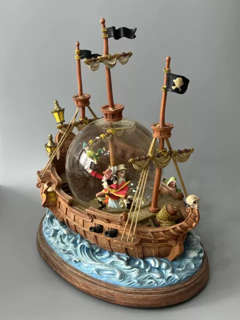 Disney "You Can Fly" Peter Pan/Captain Hook Pirate Ship Musical Snow-Globe *Read
