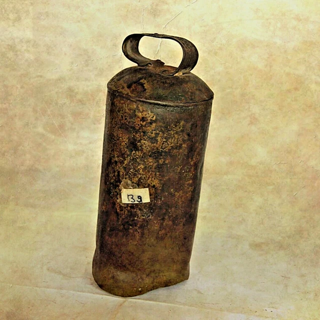 Cloche En Fer Pour Vache Et Mouton - Son Clair Et Portant, Plusieurs Tailles (S à L) Et Finitions (bronze, Cuivre, Or, Argent)