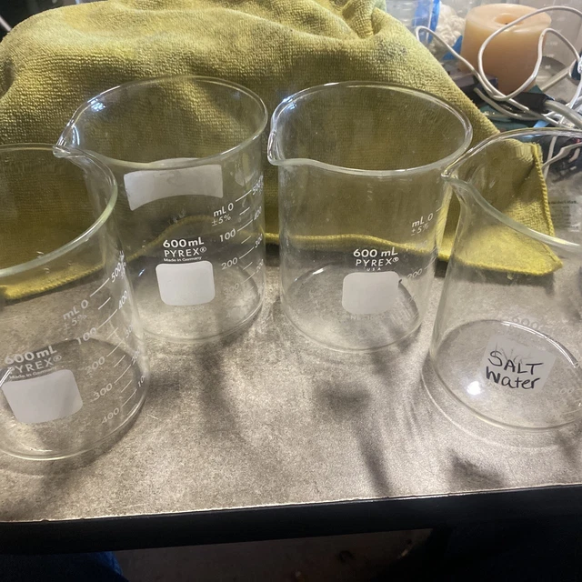 4x Pryex 600mL Double Scale Graduated Low Form Griffin Beaker 100-500