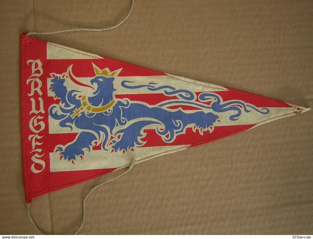 VAL D'ARAN 31 écusson blason ancien imprimé sur tissu 6,1 par 7,7cm