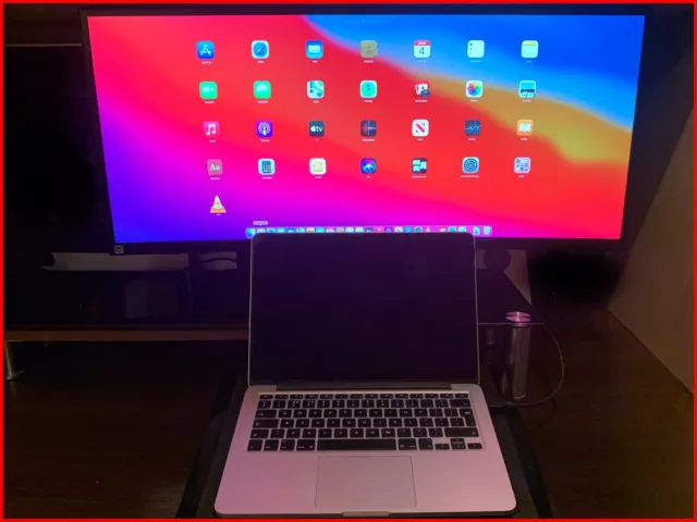 Apple MacBook Pro Retina 13" 2.4Ghz core i5,128GB SSD Laptop OSX 11 Big Sur
