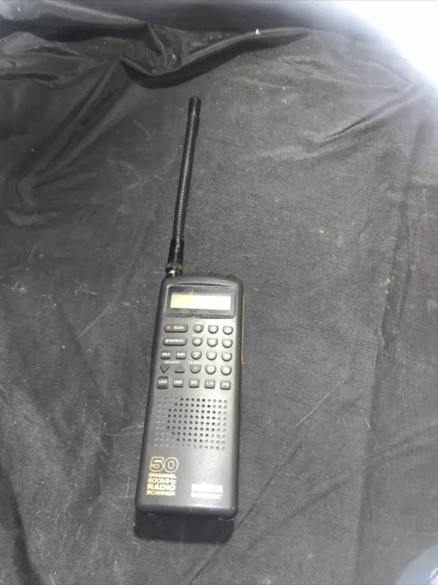 UNIDEN BEARCAT 50 Channel HANDHELD PROGAMMABLE SCANNER UHF/VHF RECEIVER