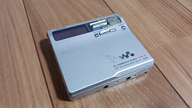 SONY WALKMAN MZ-R700 EUR 60,00 - FR