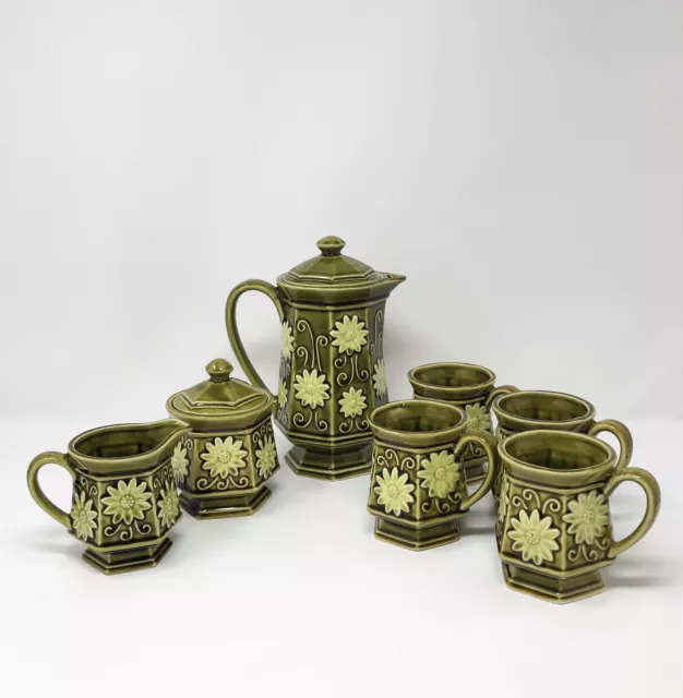 Vintage Ceramic Tea Coffee Set Green With Daisy Seven Pieces Made In Japan