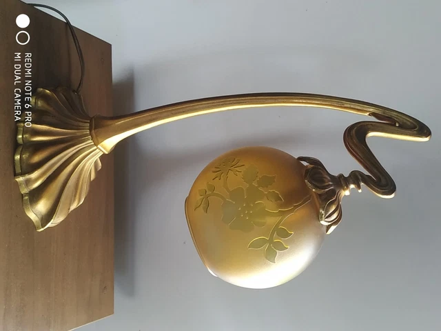 lampe a poser en  bronze Lucien gau