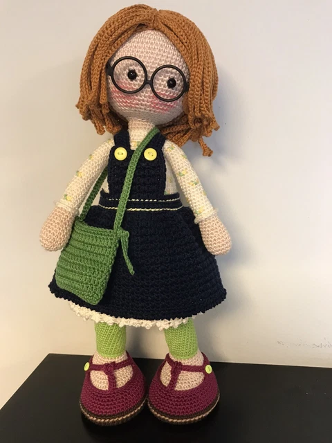 Amigurumi Gehäkelte Puppe mit Brille Luxus Puppe Handarbeit Geschenk