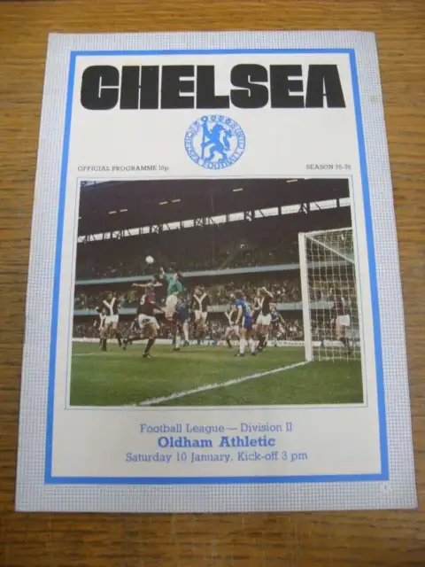 10/01/1976 Chelsea v Oldham Athletic  (Light Crease, Fold)