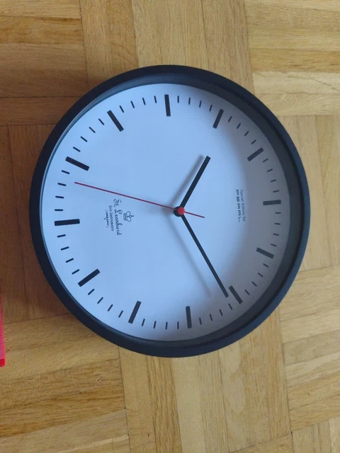 PEARL Bahnhofsuhr Wanduhr – 22,5 Cm Durchmesser, Quarzwerk, Silberfarben, Nostalgisches Design Für Küche & Wohnzimmer