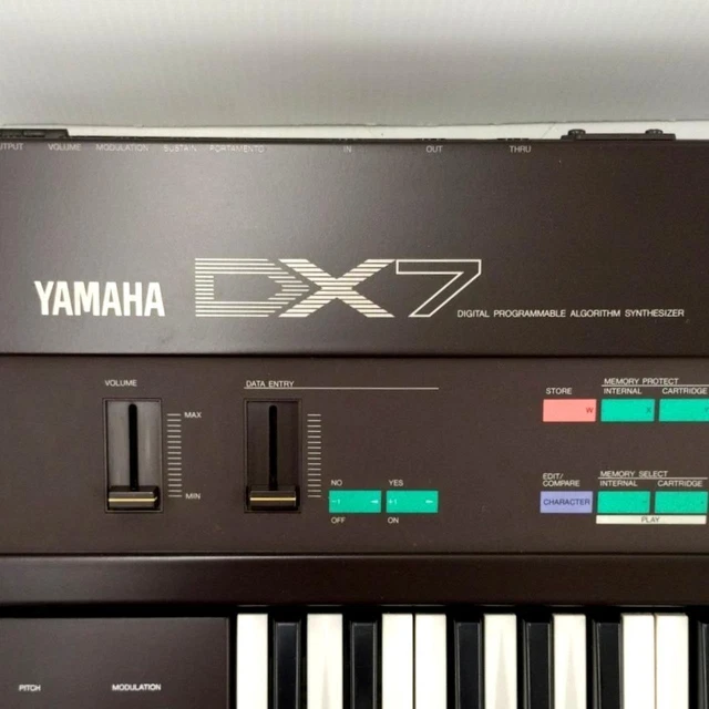 Fonction de synthétiseur d'algorithme programmable numérique YAMAHA DX7...