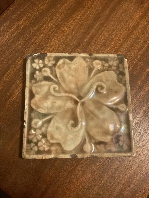 Lovely Art Nouveau Floral Trent Tile 4.25” square c1900 as is