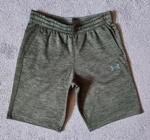 Boys Under Armour Shorts Size Youth XL Age 13-14 Years - 32" waist