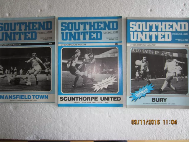 FOOTBALL PROGRAMMES x 9-SOUTHEND UTD-1980/81 SEASON 2
