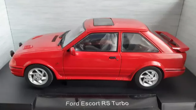 Ford Escort Rs Turbo Rot 1:18 Mcg