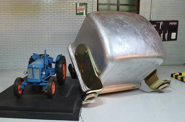 Fordson Dexta Puissance Majeur Lucas Voltage Régulateur Contrôle Boîte 81718301