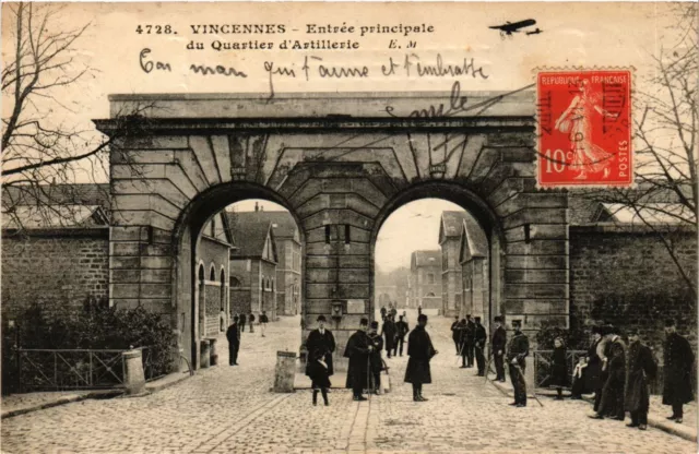 CPA MILITAIRE Vincennes-Entrée principale du Quartier d'Artillerie (317210)