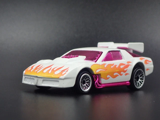 voiture miniature rare