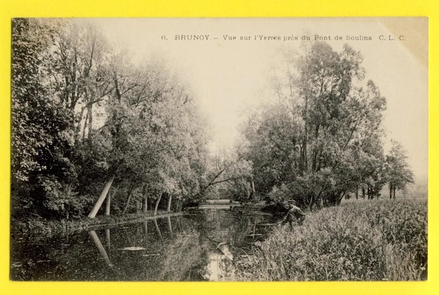 cpa 91  BRUNOY en 1905 L'YERRES près du PONT de SOULINS Pêcheur GASPERINI, PARIS