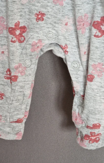 Pacchetto vestiti per bambine età 0-3 mesi. Condizioni perfette. 13