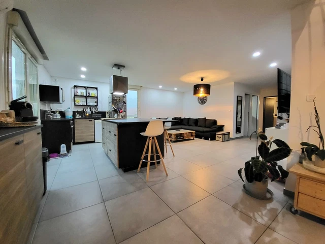 Appartement 5 pièces 105 m² Drap (06340) - 215000 € 2