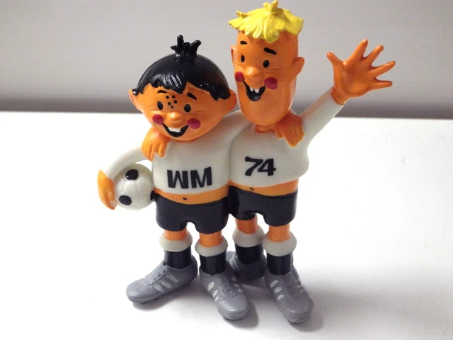 74' WM TIP&TAP doll サッカーW杯西ドイツ大会マスコット Tip tap hi-res stock photography and images - Alamy