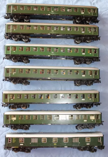 Märklin H0 " 7  x D-ZUG Personenwagen(24cm) mit Figuren+Gepäckwagen " Ansehen