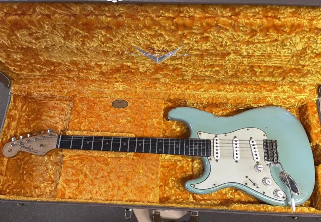 Left Handed Fender Custom Shop 1960s Stratocaster Relic/ Aged Reproduction