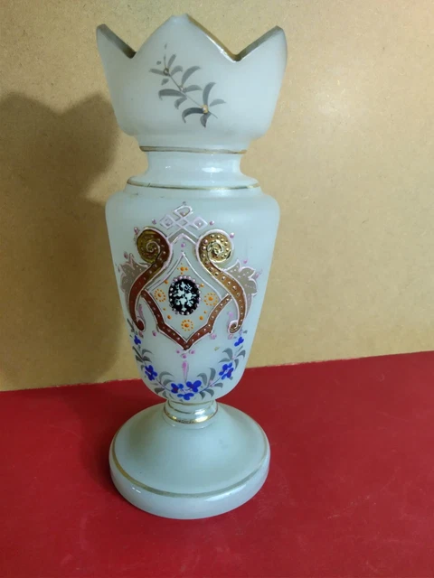 Ancien Vase Opaline Emaille Napoleon  Decor De Fleurs Et Dorure  French Antique