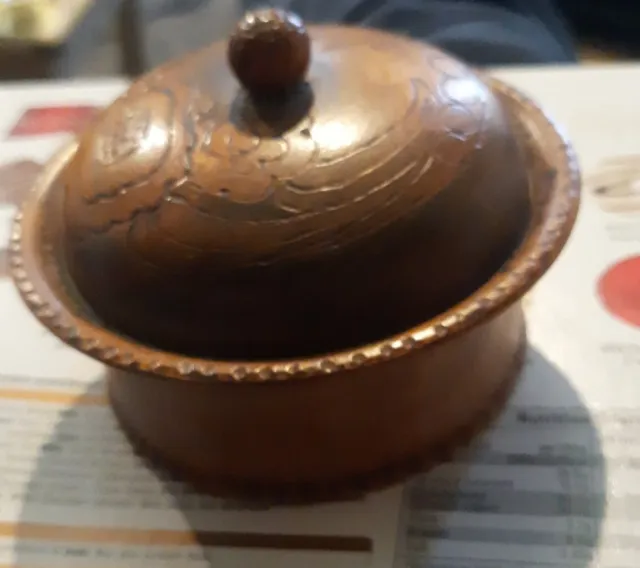 Vintage Wooden Carved Trinket  Tobacco Pot  Lid Hand Turned Wood Bowl carved