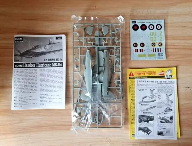 ACADEMY 2129 HAWKER HURRICANE MK.IIC 1/72 Model Aircraft Kit £5.49 ...
