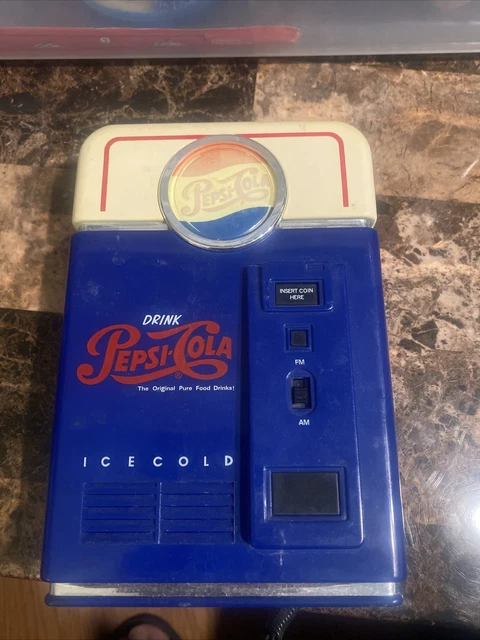 Pepsi Cola Vintage Ice Cold Vending AM/FM Transister Radio 1998 !Doesn’t Work!