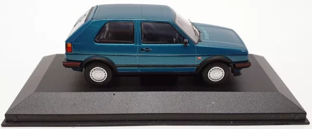 Corgi 1/43 Scale Model Car VA 13606 - Volkswagen Golf Mk2 GTi 16v - Monza Blue 3