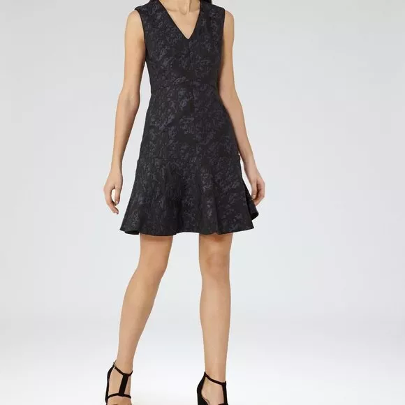 Reiss Saffy Jacquard Fit & Flare Mini Dress 6 V-Neck Navy Blue Sleeveless