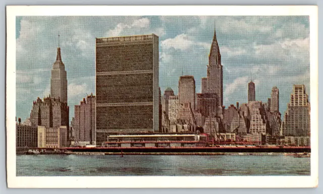 New York City, New York NY - Manhattan Skyline - Vintage Postcard - Unposted