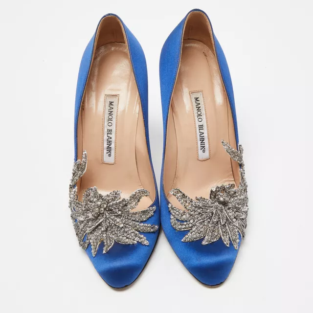 Manolo Blahnik Blue Satin Embellished Swan Pumps Size 37 3