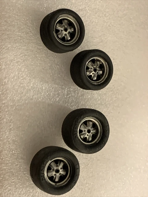 SCX Scalextric Ninco 1/32 Slot Car Wheel Set Used Excellent