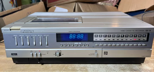 Vintage Sears Betavision 564 VCR Beta Tape Player FOR PARTS OR REPAIR