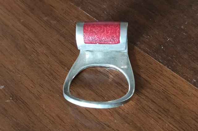 Bague Ancienne En Corail Rouge Et Argent - Taille 54, Poinçon D'orfèvre, Belle Pièce Vintage
