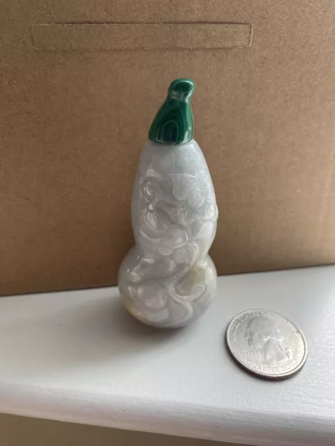 Vintage Jadeite Gourd Snuff Bottle Carved Natural Lavender Floral Estate 2